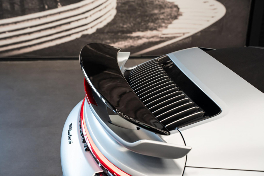 Porsche 911 Cabrio 3.8 Turbo S *Aero-kit / Keramisch / Vierwielbesturing / BOSE / In- Exterieur Carbon / PASM*
