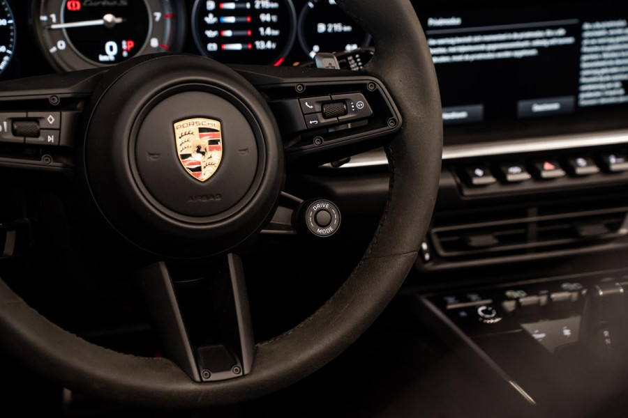 Porsche 911 Cabrio 3.8 Turbo S *Aero-kit / Keramisch / Vierwielbesturing / BOSE / In- Exterieur Carbon / PASM*
