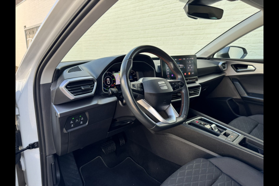 Seat Leon Sportstourer 1.4 TSI eHybrid PHEV FR Trekhaak Navi Carplay Camera Stoelverw Clima Cruise