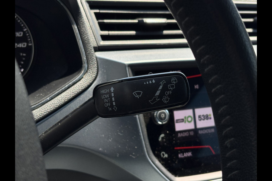 Seat Arona 1.0 TSI Style Business Intense | Navi, Carplay/Android, Trekhaak, Climate, PDC, Cruise, El. Spiegels/Ramen |