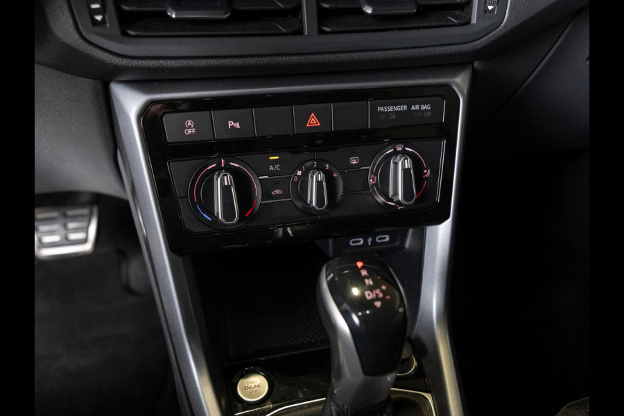 Volkswagen T-Cross 1.0 TSI Life Business / 110pk / Achteruitrij camera / Dodehoek herkenning /
