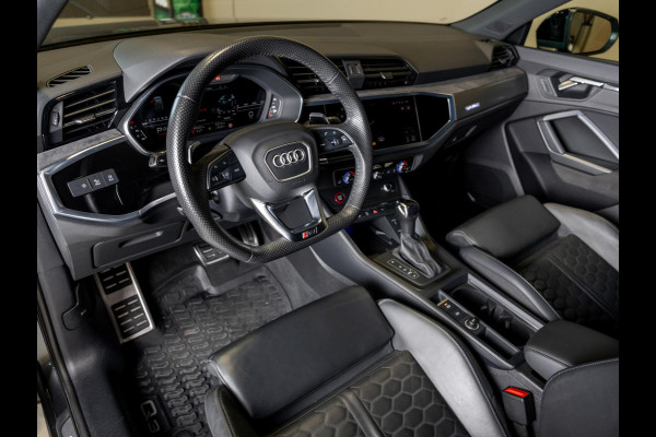 Audi Q3 Sportback TFSI RS / 400pk / Panorama dak / Keramische remschijven / RS Sportuitlaat /
