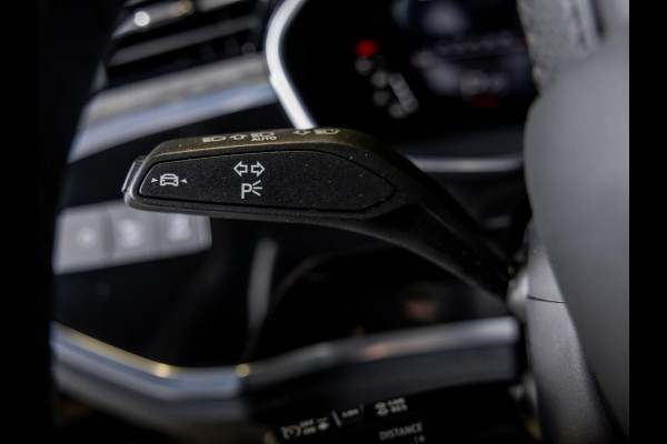 Audi Q3 Sportback TFSI RS / 400pk / Panorama dak / Keramische remschijven / RS Sportuitlaat /