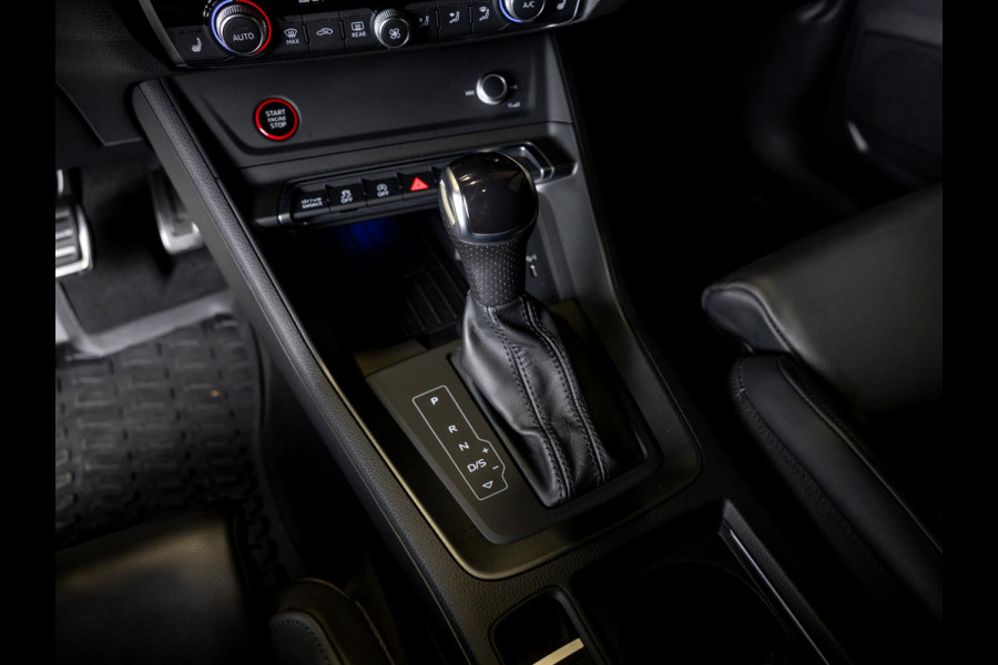 Audi Q3 Sportback TFSI RS / 400pk / Panorama dak / Keramische remschijven / RS Sportuitlaat /