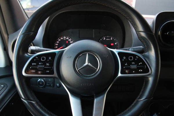Mercedes-Benz Sprinter 316 2.2 CDI Bakwagen / Laadklep / Automaat / Camera