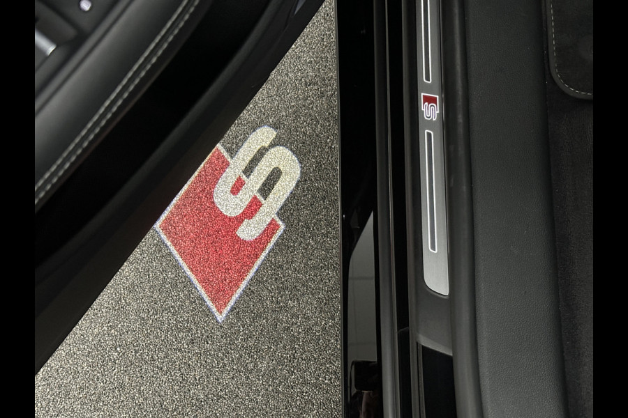 Audi Q8 60e 462PK Competition Plus | #RS-Seats | Carbon | B&O | 360 Camera | ACC | Panorama | Valcona Leder | 23" Audi Sport | Luchtvering | Keyless-Entry | Tour-Pakket | Lane & Side assist | Bovag Garantie.