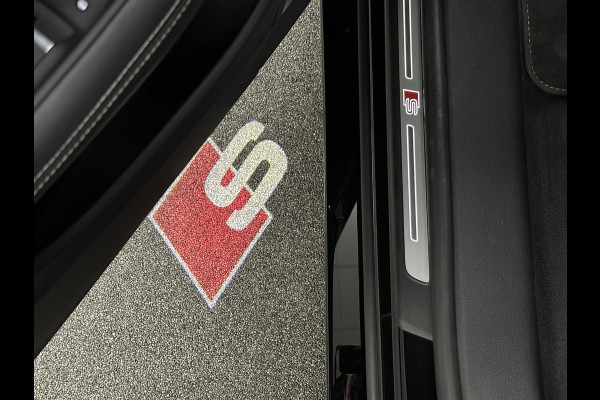 Audi Q8 60e 462PK Competition Plus | #RS-Seats | Carbon | B&O | 360 Camera | ACC | Panorama | Valcona Leder | 23" Audi Sport | Luchtvering | Keyless-Entry | Tour-Pakket | Lane & Side assist | Bovag Garantie.