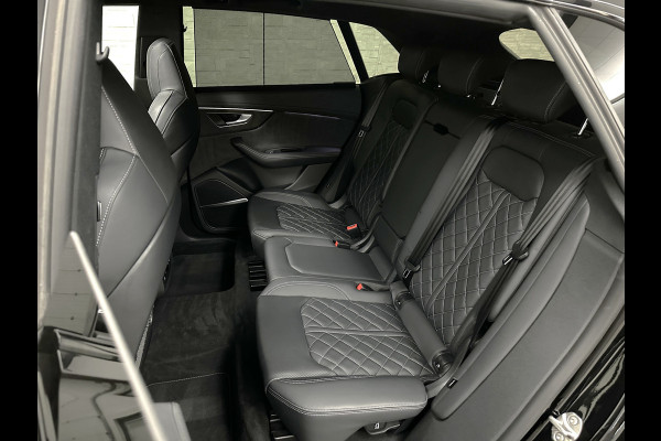 Audi Q8 60e 462PK Competition Plus | #RS-Seats | Carbon | B&O | 360 Camera | ACC | Panorama | Valcona Leder | 23" Audi Sport | Luchtvering | Keyless-Entry | Tour-Pakket | Lane & Side assist | Bovag Garantie.