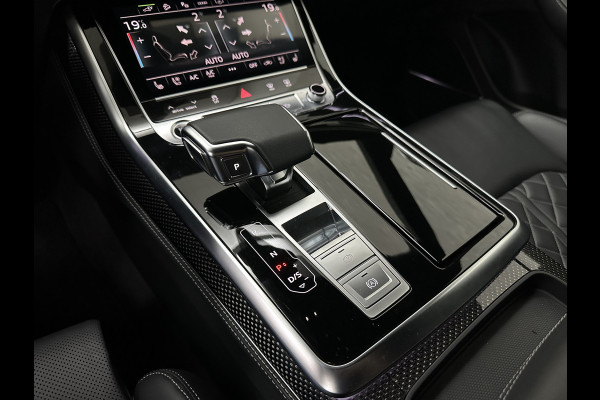 Audi Q8 60e 462PK Competition Plus | #RS-Seats | Carbon | B&O | 360 Camera | ACC | Panorama | Valcona Leder | 23" Audi Sport | Luchtvering | Keyless-Entry | Tour-Pakket | Lane & Side assist | Bovag Garantie.