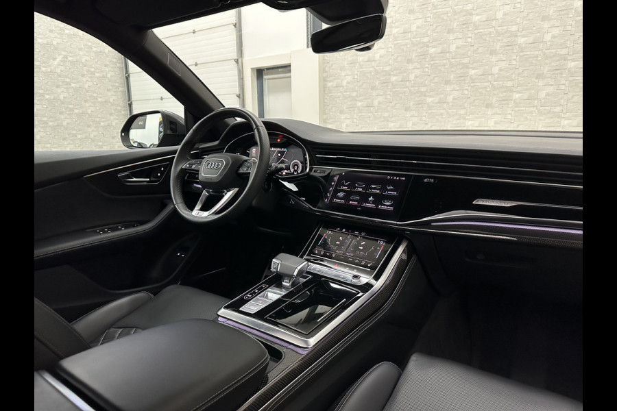 Audi Q8 60e 462PK Competition Plus | #RS-Seats | Carbon | B&O | 360 Camera | ACC | Panorama | Valcona Leder | 23" Audi Sport | Luchtvering | Keyless-Entry | Tour-Pakket | Lane & Side assist | Bovag Garantie.