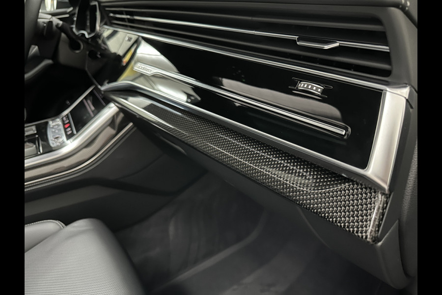 Audi Q8 60e 462PK Competition Plus | #RS-Seats | Carbon | B&O | 360 Camera | ACC | Panorama | Valcona Leder | 23" Audi Sport | Luchtvering | Keyless-Entry | Tour-Pakket | Lane & Side assist | Bovag Garantie.