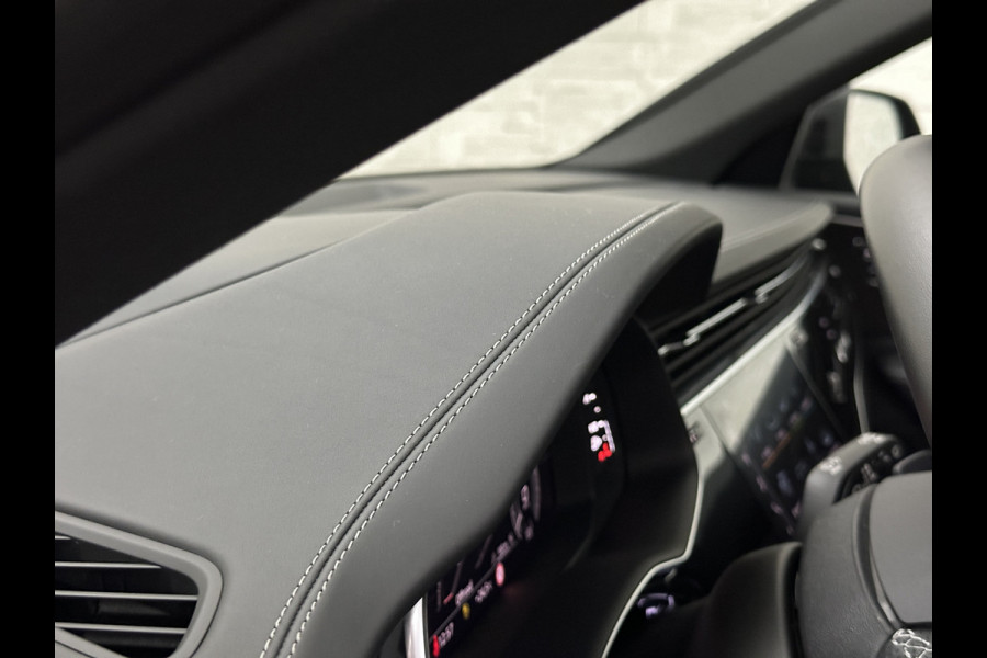 Audi Q8 60e 462PK Competition Plus | #RS-Seats | Carbon | B&O | 360 Camera | ACC | Panorama | Valcona Leder | 23" Audi Sport | Luchtvering | Keyless-Entry | Tour-Pakket | Lane & Side assist | Bovag Garantie.
