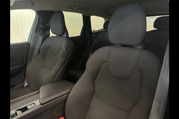Volvo XC60 2.0 B4 Momentum Business | LED | ACC | HARMAN/KARDON | CAMERA | MILD HYBRIDE