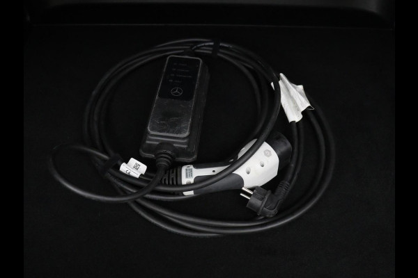 Mercedes-Benz EQE 300 Business Line 89 kWh SOH 95,8 | Panoramadak | Adaptive cruise | Burmester | Leder | Camera | Carplay | Warmtepomp | Stoelverwarming | Sfeerverlichting | Botspreventie