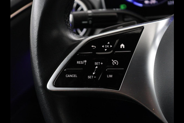 Mercedes-Benz EQE 300 Business Line 89 kWh SOH 95,8 | Panoramadak | Adaptive cruise | Burmester | Leder | Camera | Carplay | Warmtepomp | Stoelverwarming | Sfeerverlichting | Botspreventie