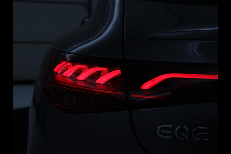 Mercedes-Benz EQE 300 Business Line 89 kWh SOH 95,8 | Panoramadak | Adaptive cruise | Burmester | Leder | Camera | Carplay | Warmtepomp | Stoelverwarming | Sfeerverlichting | Botspreventie