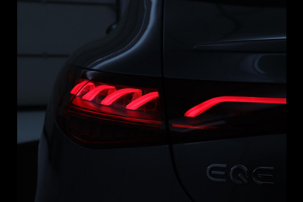 Mercedes-Benz EQE 300 Business Line 89 kWh SOH 95,8 | Panoramadak | Adaptive cruise | Burmester | Leder | Camera | Carplay | Warmtepomp | Stoelverwarming | Sfeerverlichting | Botspreventie