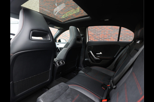 Mercedes-Benz A-Klasse 250 e AMG Line | Pano - Camera - ACC