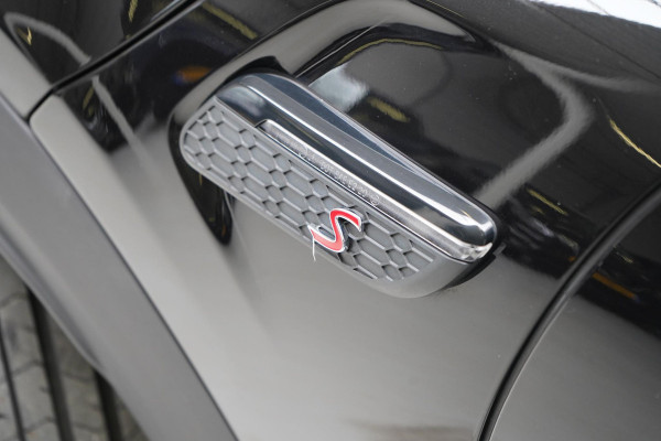 MINI John Cooper Works 2.0 S | Panoramadak | Carplay | Head-Up | H/K Sound | Black pack | Stoelverwarming