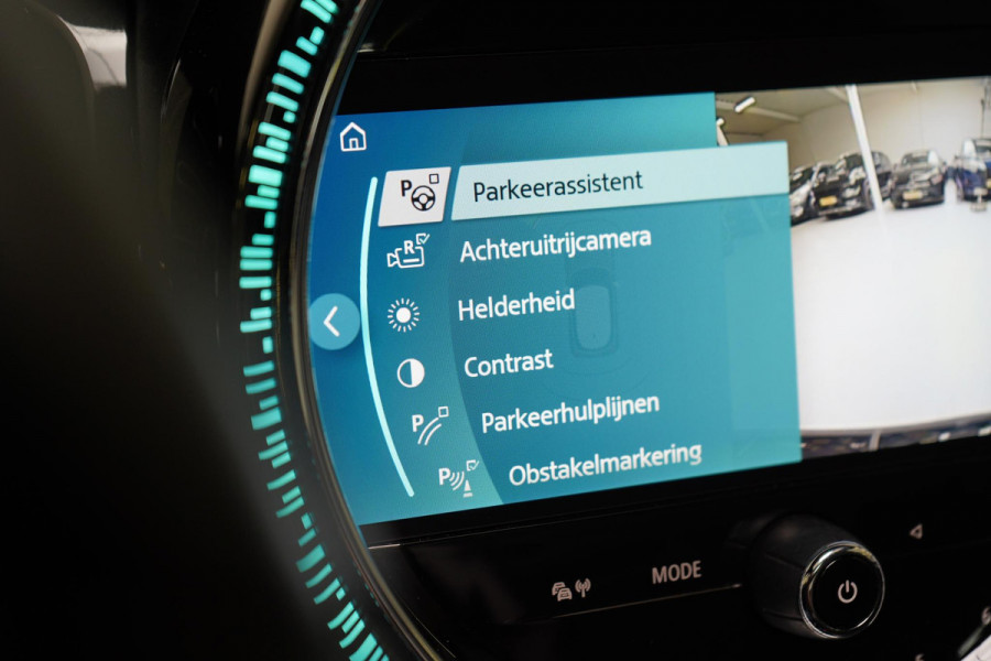 MINI John Cooper Works 2.0 S | Panoramadak | Carplay | Head-Up | H/K Sound | Black pack | Stoelverwarming