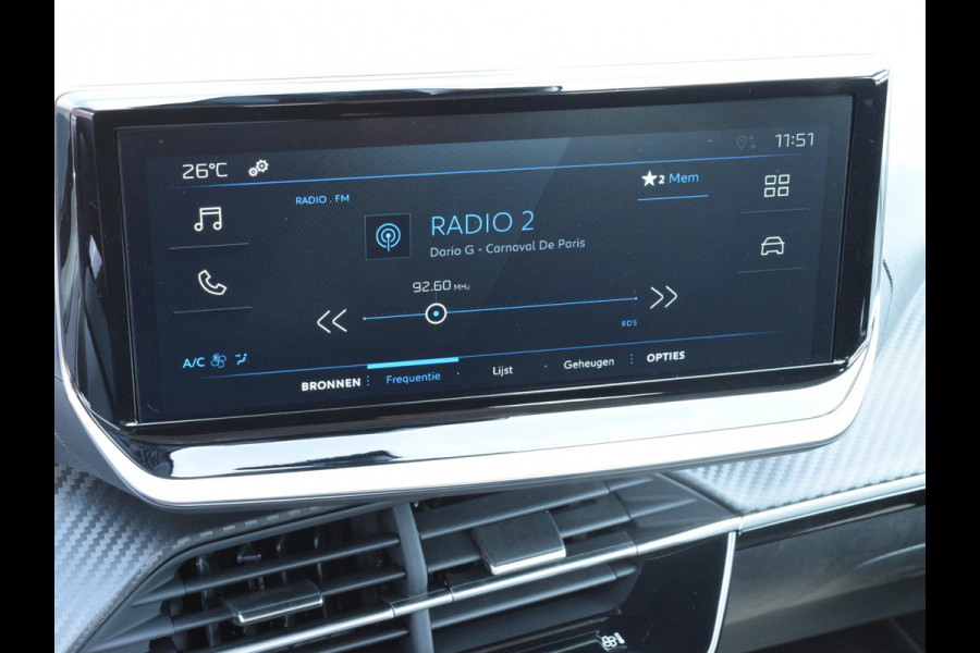 Peugeot 208 1.2 Hybrid 110 e-DCS6 Style | AIRCO | CRUISE CONTROL | APPLE CARPLAY | PARKEERSENSOREN |