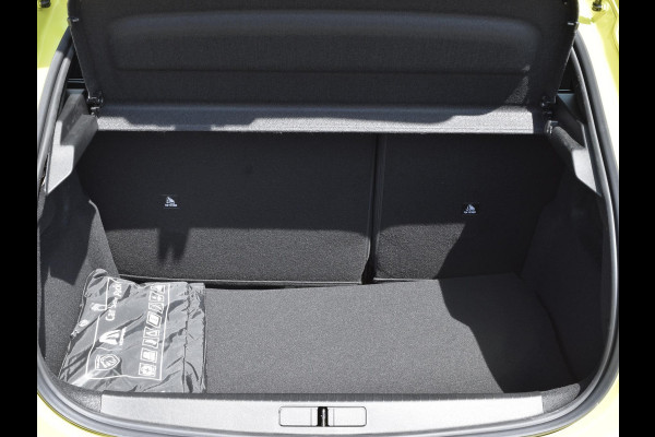 Peugeot 208 1.2 Hybrid 110 e-DCS6 Style | AIRCO | CRUISE CONTROL | APPLE CARPLAY | PARKEERSENSOREN |