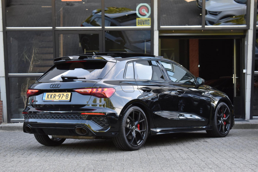 Audi A3 Sportback 2.5 TFSI RS 3 quattro HUD Pano Massage Keyless B&O Lane