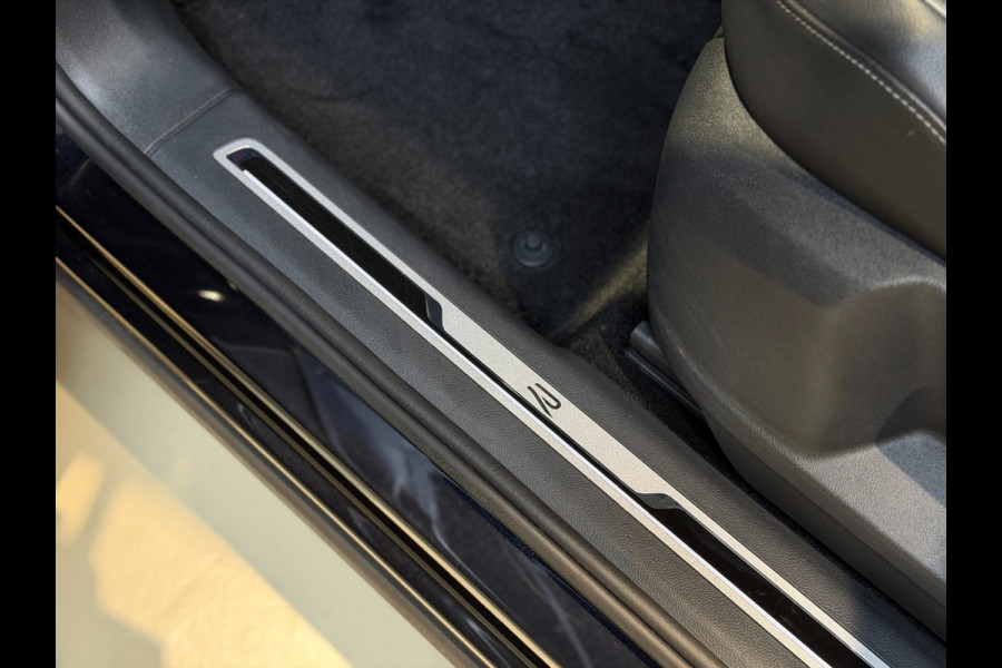 Volkswagen Tiguan 1.4 TSI Business R-LINE |Pano|Matrix|Keyless|Blindspot|