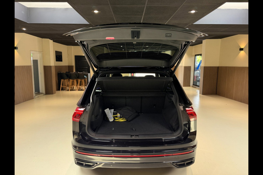 Volkswagen Tiguan 1.4 TSI Business R-LINE |Pano|Matrix|Keyless|Blindspot|