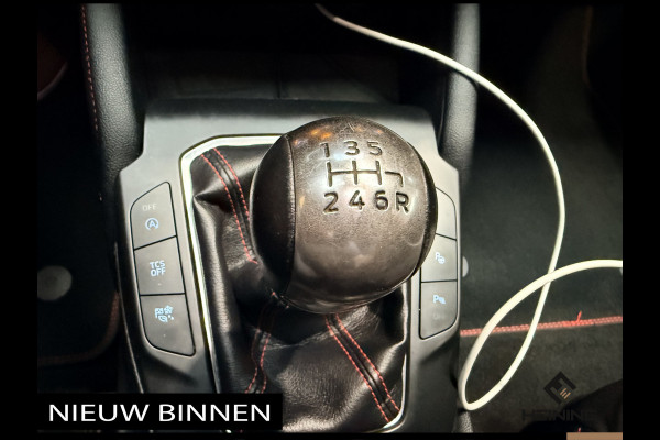 Ford Focus 1.0 EcoBoost ST Line Business Nederlandse Auto | ST Line | Camera | Stuur - Stoelverwarming | Apple-carplay