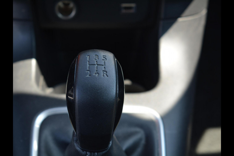 Citroën C3 1.2 PureTech C-Series | Navigatie | Climate Control | Apple CarPlay / Android Auto |