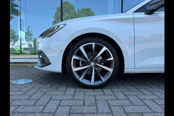 Seat Leon 1.5 eTSI FR Launch Edition - Pano/schuifdak - Navi - Climate - LED - Org.NL