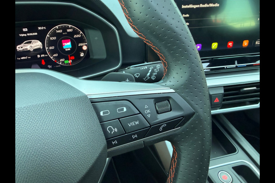 Seat Leon 1.5 eTSI FR Launch Edition - Pano/schuifdak - Navi - Climate - LED - Org.NL