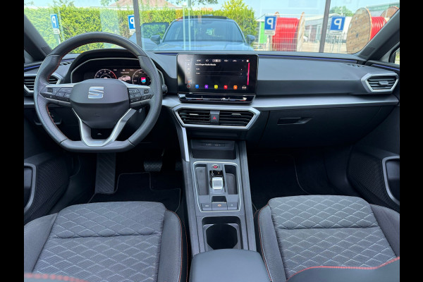 Seat Leon 1.5 eTSI FR Launch Edition - Pano/schuifdak - Navi - Climate - LED - Org.NL