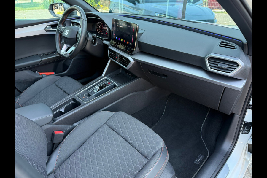 Seat Leon 1.5 eTSI FR Launch Edition - Pano/schuifdak - Navi - Climate - LED - Org.NL