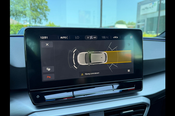Seat Leon 1.5 eTSI FR Launch Edition - Pano/schuifdak - Navi - Climate - LED - Org.NL