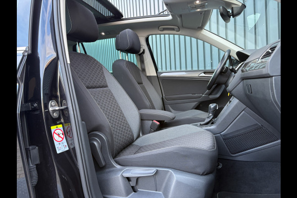 Volkswagen Tiguan 1.4 TSI ACT Highline Business R | Pano | Trekhaak wegkl. | Elk. A-klep | Side Assist | Camera | Prijs Rijklaar!!