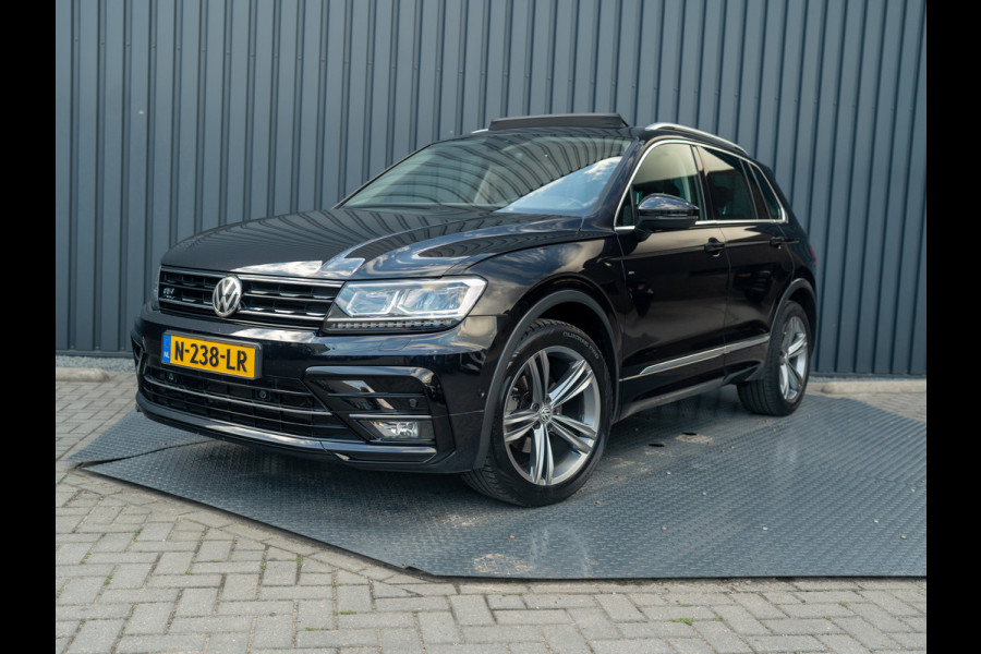 Volkswagen Tiguan 1.4 TSI ACT Highline Business R | Pano | Trekhaak wegkl. | Elk. A-klep | Side Assist | Camera | Prijs Rijklaar!!