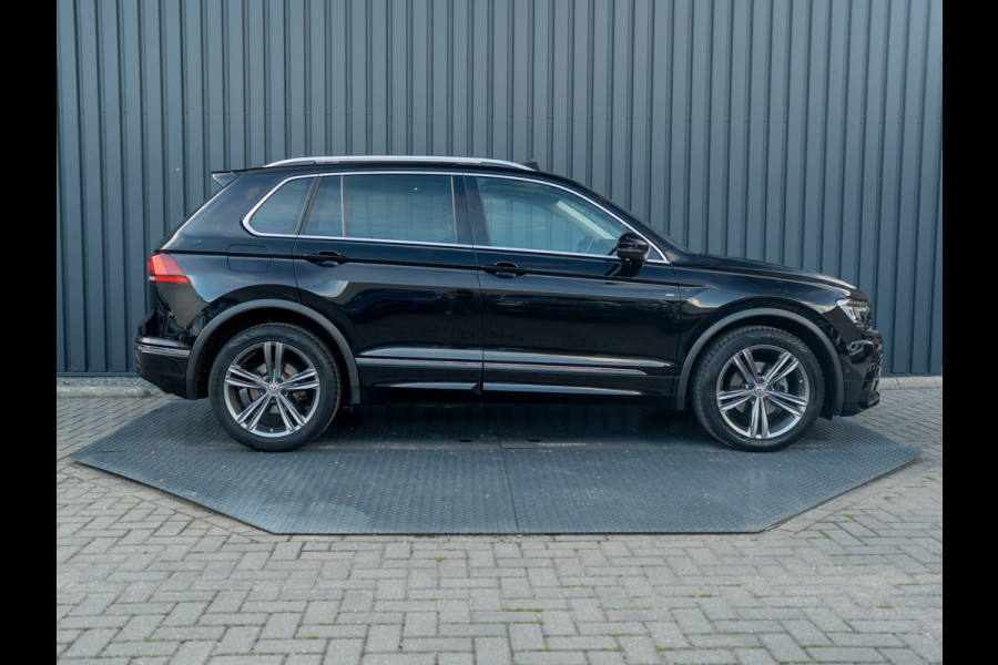 Volkswagen Tiguan 1.4 TSI ACT Highline Business R | Pano | Trekhaak wegkl. | Elk. A-klep | Side Assist | Camera | Prijs Rijklaar!!