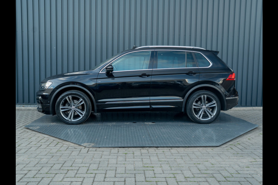 Volkswagen Tiguan 1.4 TSI ACT Highline Business R | Pano | Trekhaak wegkl. | Elk. A-klep | Side Assist | Camera | Prijs Rijklaar!!