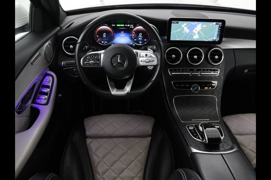 Mercedes-Benz C-Klasse 300e Avantgarde | Panoramadak | Leder Exclusief | Burmester Surround | Stoelverwarming | Camera | Carplay | Dodehoek detectie | Navigatie | Full LED