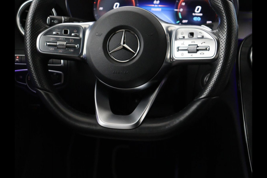 Mercedes-Benz C-Klasse 300e Avantgarde | Panoramadak | Leder Exclusief | Burmester Surround | Stoelverwarming | Camera | Carplay | Dodehoek detectie | Navigatie | Full LED