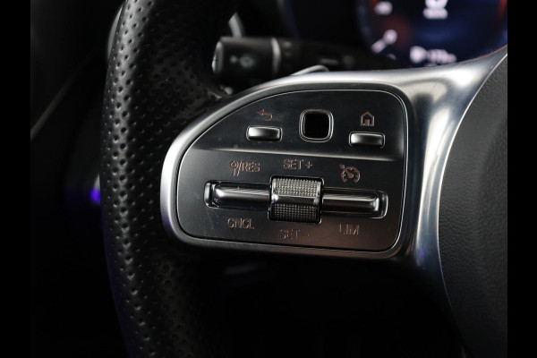 Mercedes-Benz C-Klasse 300e Avantgarde | Panoramadak | Leder Exclusief | Burmester Surround | Stoelverwarming | Camera | Carplay | Dodehoek detectie | Navigatie | Full LED