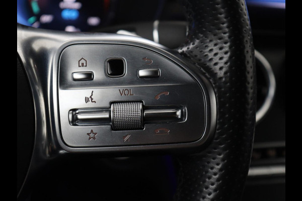 Mercedes-Benz C-Klasse 300e Avantgarde | Panoramadak | Leder Exclusief | Burmester Surround | Stoelverwarming | Camera | Carplay | Dodehoek detectie | Navigatie | Full LED