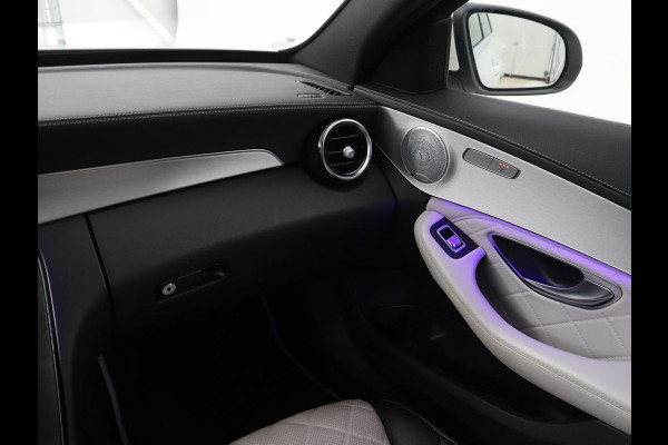Mercedes-Benz C-Klasse 300e Avantgarde | Panoramadak | Leder Exclusief | Burmester Surround | Stoelverwarming | Camera | Carplay | Dodehoek detectie | Navigatie | Full LED