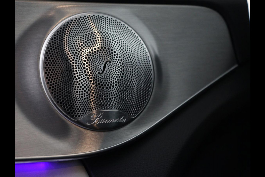 Mercedes-Benz C-Klasse 300e Avantgarde | Panoramadak | Leder Exclusief | Burmester Surround | Stoelverwarming | Camera | Carplay | Dodehoek detectie | Navigatie | Full LED