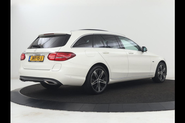 Mercedes-Benz C-Klasse 300e Avantgarde | Panoramadak | Leder Exclusief | Burmester Surround | Stoelverwarming | Camera | Carplay | Dodehoek detectie | Navigatie | Full LED