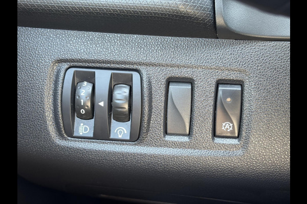 Renault Clio 0.9 TCe Limited Trekhaak,Navi,Keyless,Airco,Cruise,Pdc,Lm velgen,N.A.P,Apk tot 11-2026