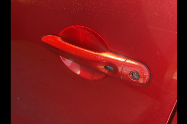 Renault Clio 0.9 TCe Limited Trekhaak,Navi,Keyless,Airco,Cruise,Pdc,Lm velgen,N.A.P,Apk tot 11-2026