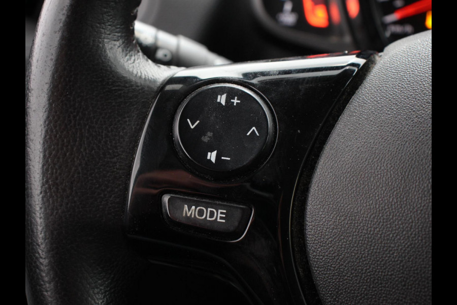 Citroën C1 1.0 VTi Feel Pack comfort Airco Bluetooth Extra getint glas Led 5 deurs